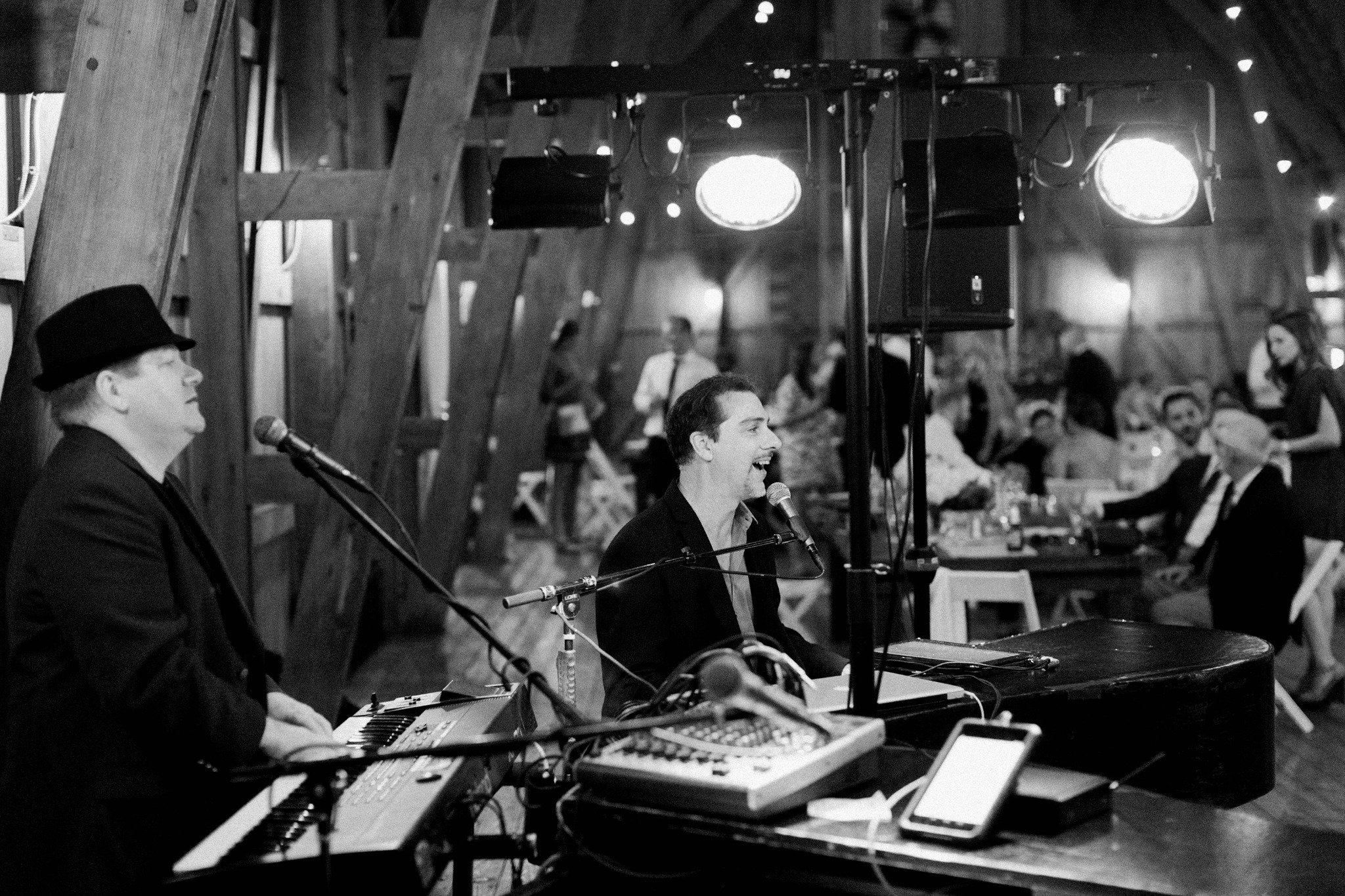 Midwest Dueling Pianos performing at a wedding reception